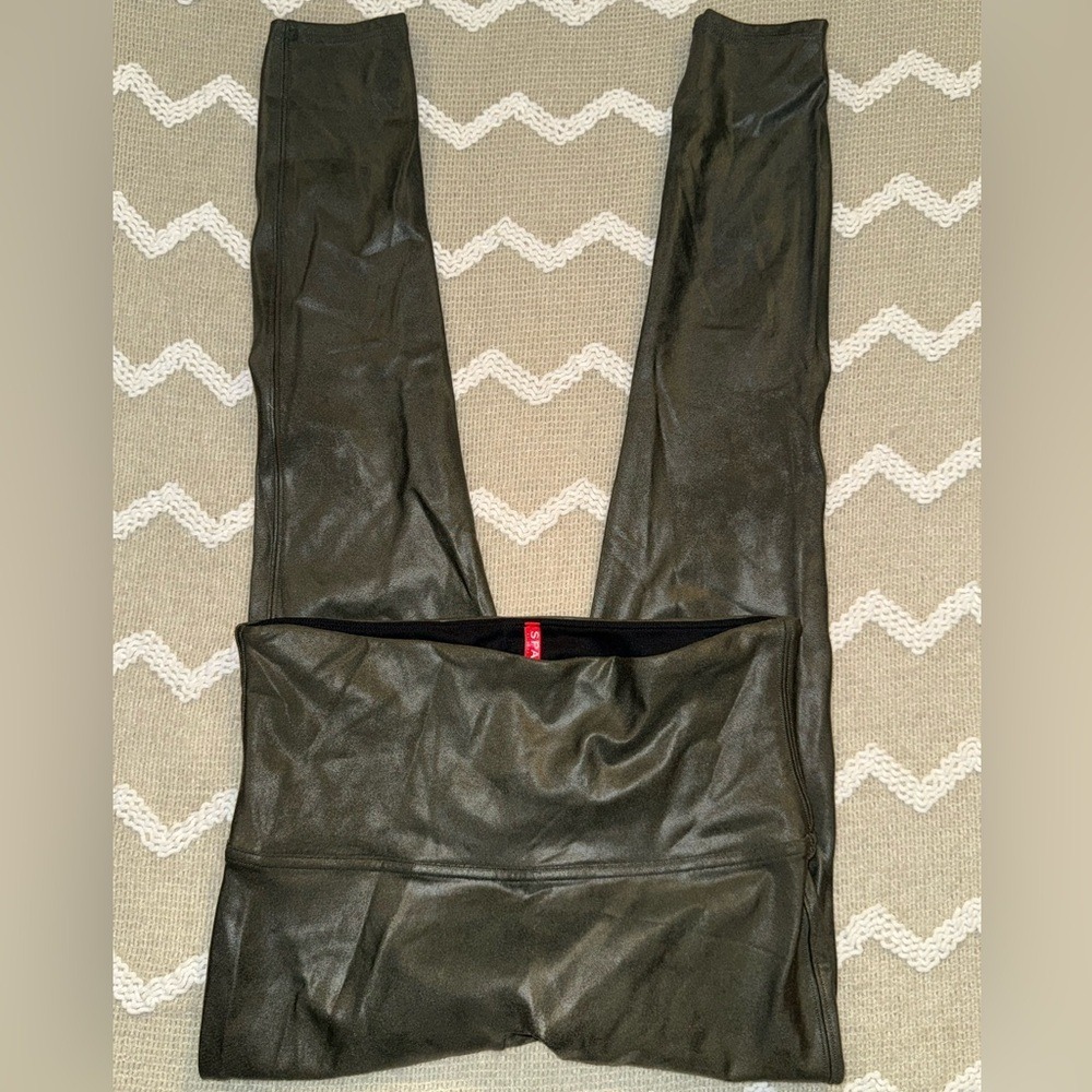 Spanx Faux Leather Leggings in the‎ color Olive